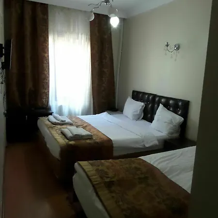 Hotel Ercan 2*